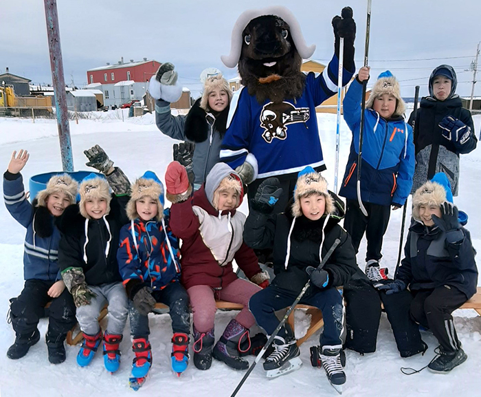 Kuujjuaq Hockey Club.jpg (395 KB)